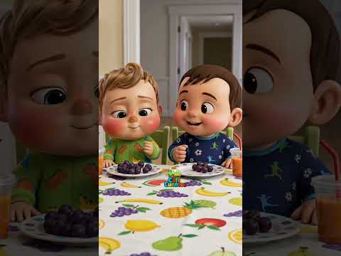 Miguel comparte sus uvas con Juan! 🍇👶